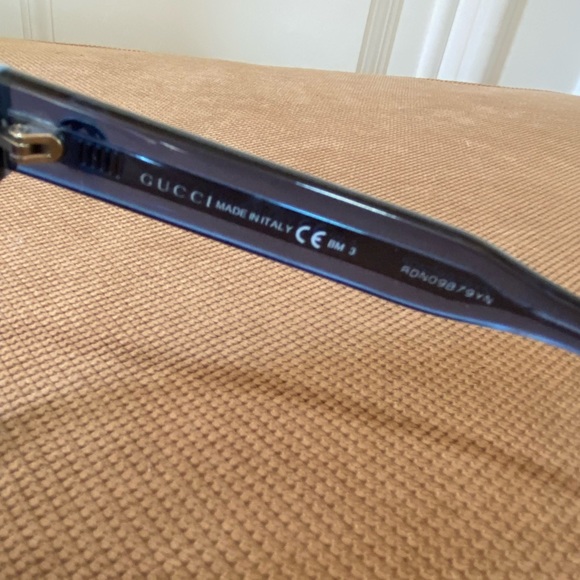 New - Gucci Blue Mirrored Sunglasses - Picture 6 of 6
